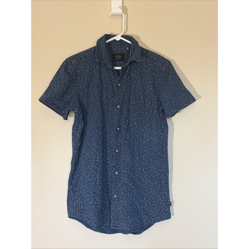Globe United By Fate Blue Allover Geometric Print Chambray Button Up Shirt Small